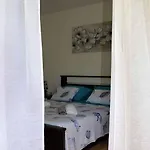 In - Insel Krk 14584 아파트 *